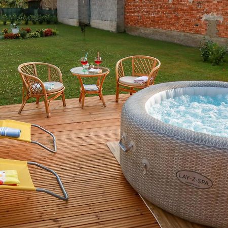 Guest House Studio Apartman Marina - With Jacuzzi, Free Parking, Pet Friendly Karlovac Buitenkant foto